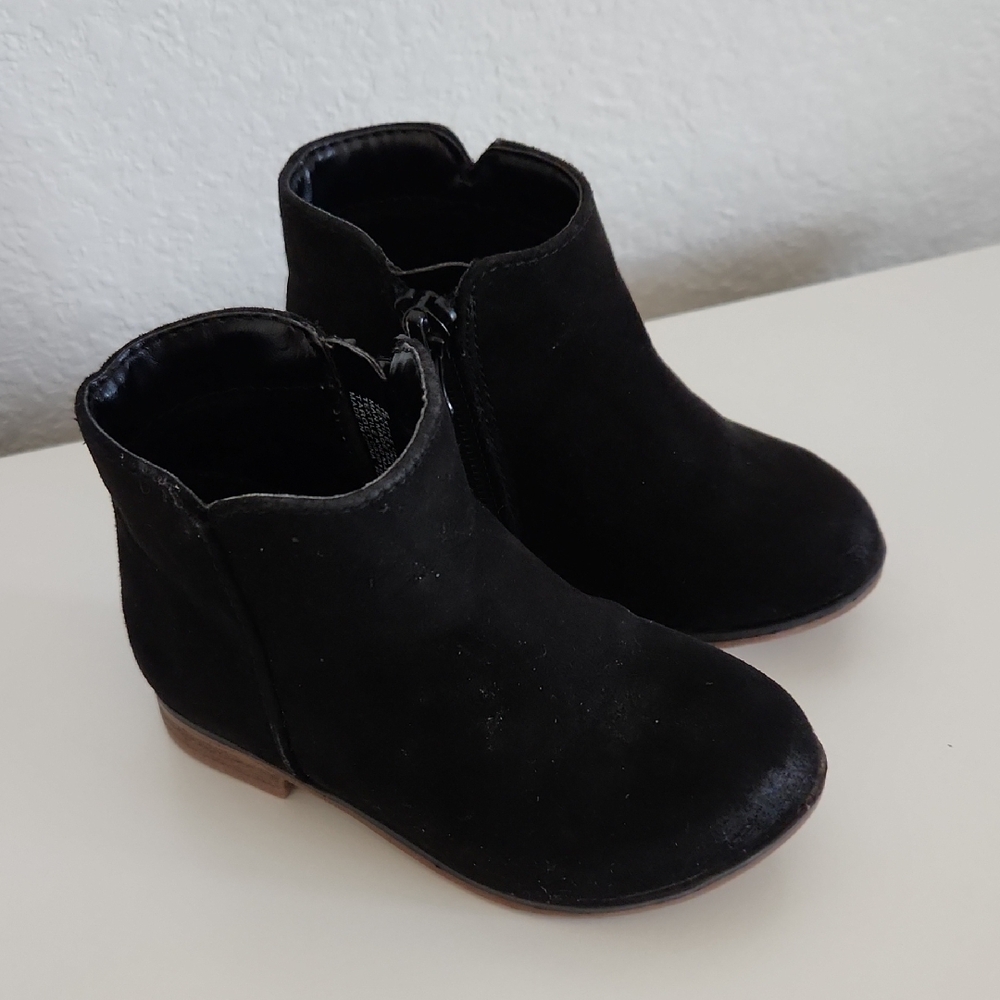 Cat & Jack Black Suede Ankle Boots